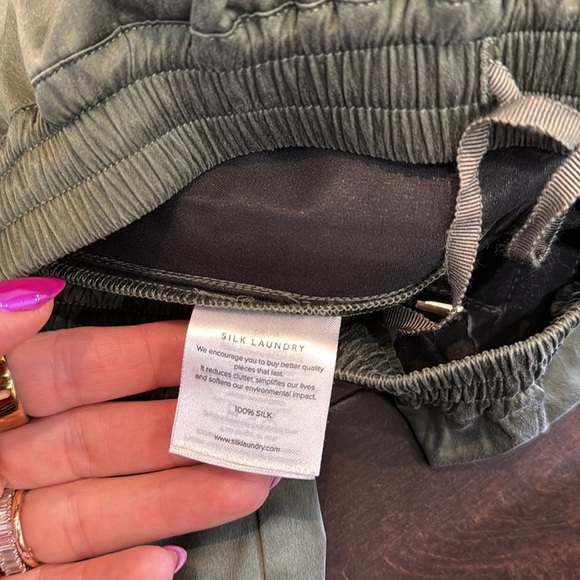 Silk Laundry joggers - Picture 5 of 7